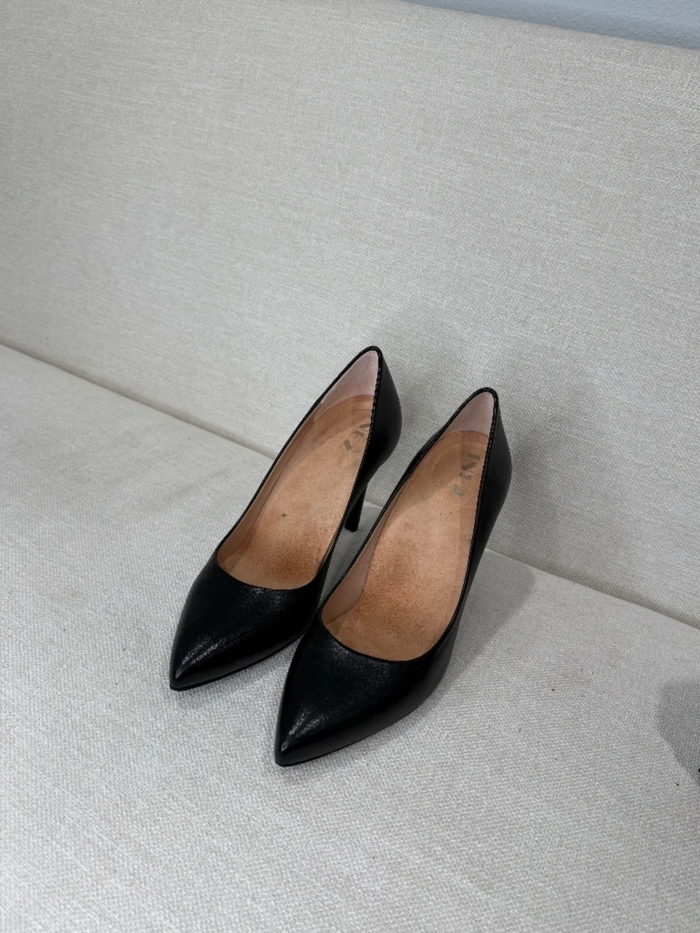 INEZ Morena 90 Black Nappa Leather Pointed Toe Pumps Heels Size 8B